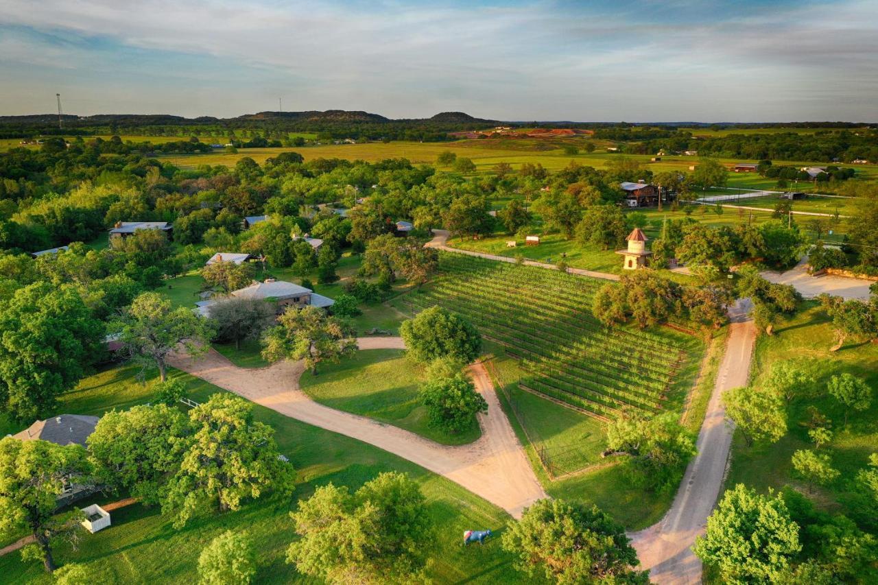 Barons Creekside Resort Fredericksburg Exterior foto