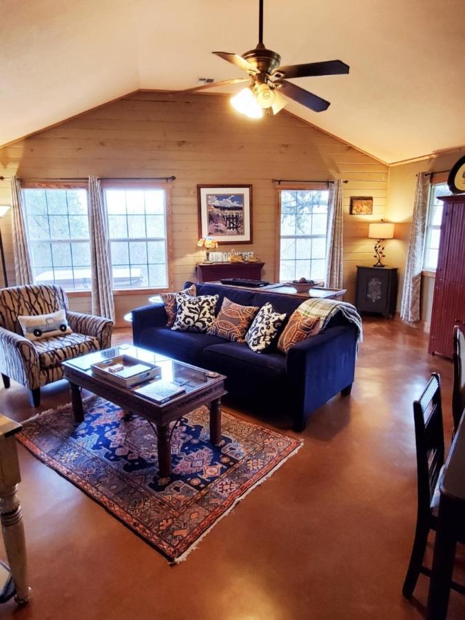 Barons Creekside Resort Fredericksburg Exterior foto